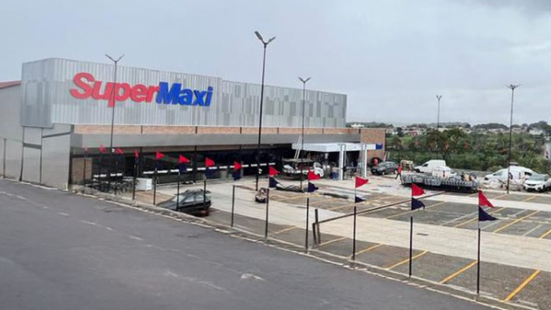 Supermercado SuperMaxi - Tocantins
